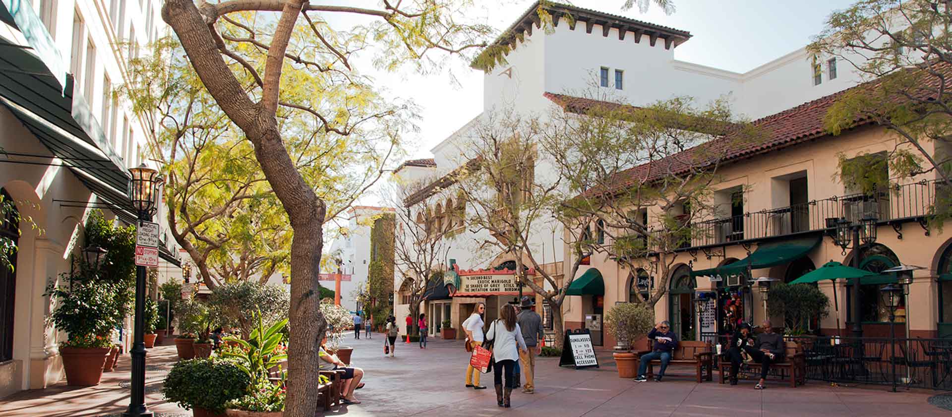 saltcave-Santa_Barbara_downtown_shopping_center